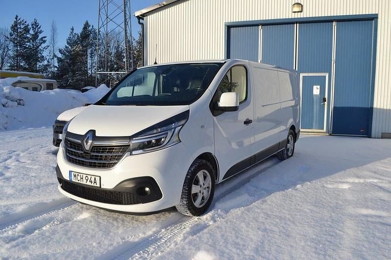 Vit Begagnad 2020 Renault Trafic Minibuss | 215 000 kr (Bra pris) - Bild 1/4