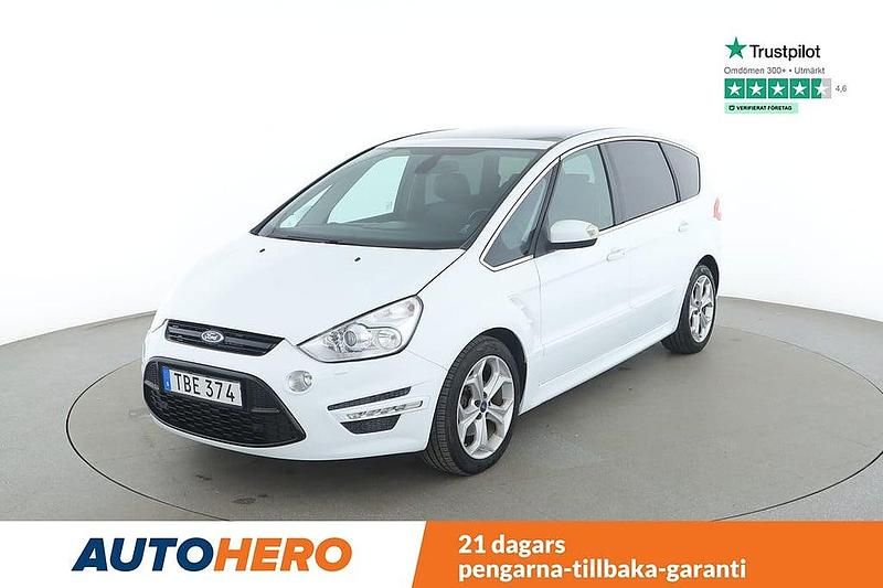 Vit Begagnad 2014 Ford S-MAX S Minibuss | 132 000 kr (Marknadspris) - Bild 1/4