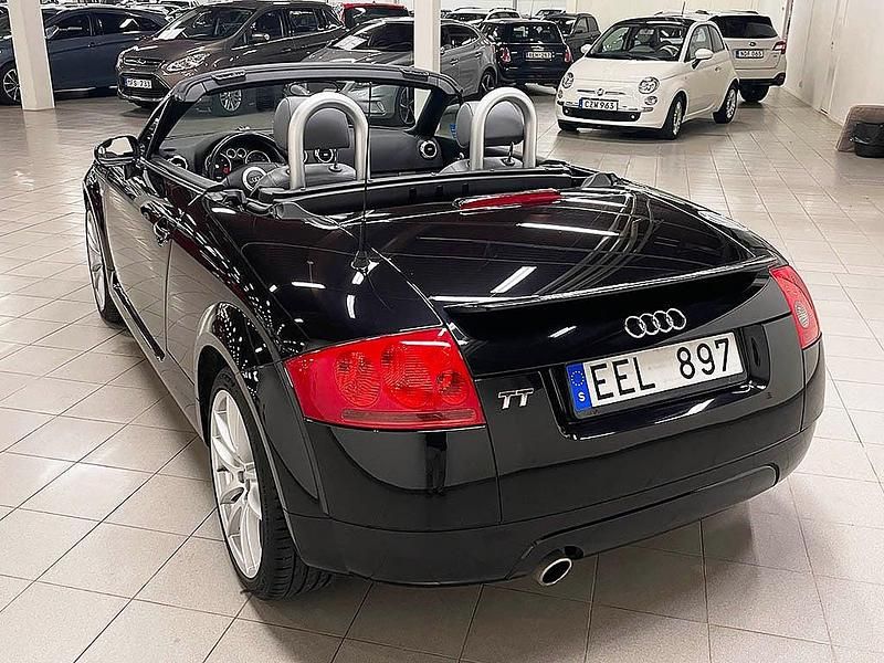 Begagnad Audi TT Roadster 2006 Svart Cab