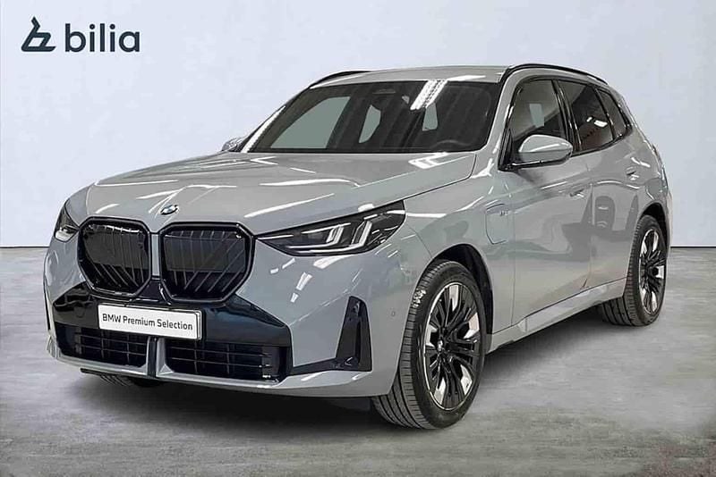 Grå Begagnad 2025 BMW X3 SUV | 729 900 kr - Bild 1/1