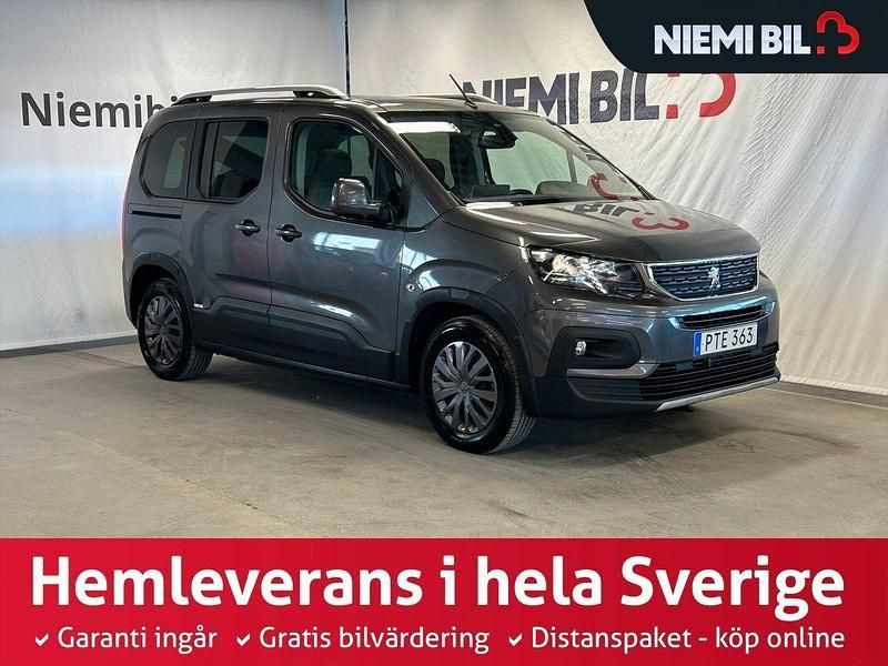 Mörkgrå (grå) Begagnad 2018 Peugeot Rifter S Minibuss | 184 900 kr (Marknadspris) - Bild 1/3