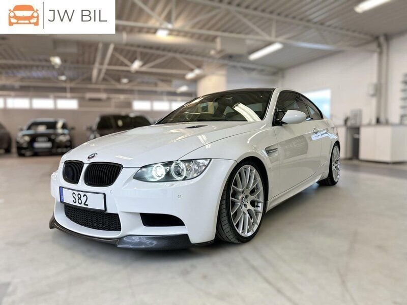 Vit Begagnad 2010 BMW M3 Competition Edition Sportkupé | 339 900 kr - Bild 1/4
