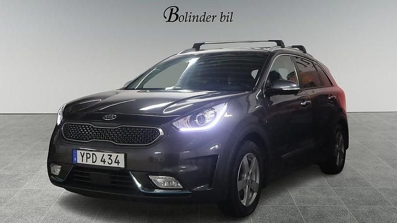 Begagnad Kia Niro Advance 105 HK (77 kW) 2017 Grå SUV