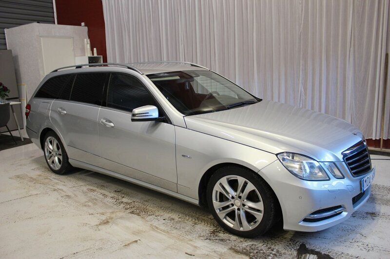 Silver Begagnad 2011 Mercedes E220 Kombi | 110 000 kr (Marknadspris) - Bild 1/4