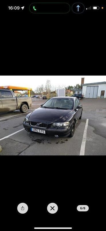 Svart Begagnad 2004 Volvo S60 Business Edition Sedan | 24 500 kr (Bra pris) - Bild 1/4