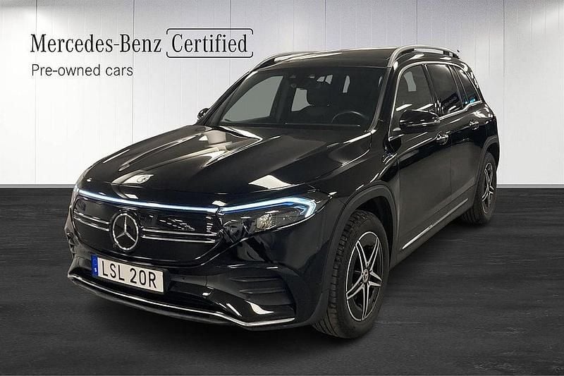 Begagnad Mercedes EQB300 Premium 167 kW (228 HK) 2022 Svart SUV