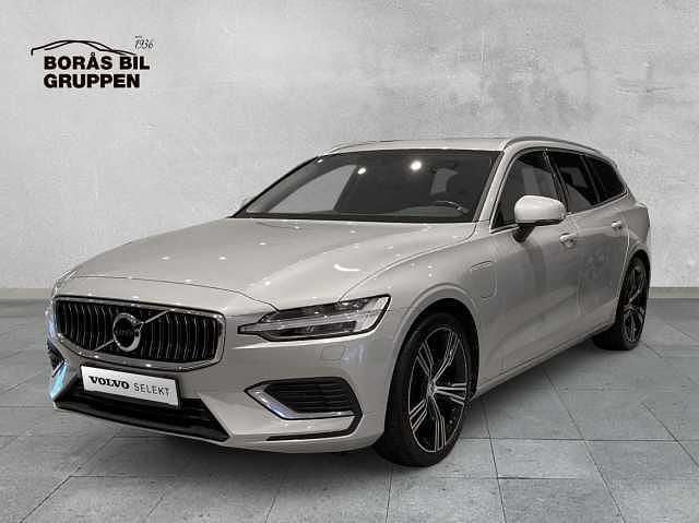 Vit Begagnad 2022 Volvo V60 Inscription Kombi | 349 000 kr (Bra pris) - Bild 1/4