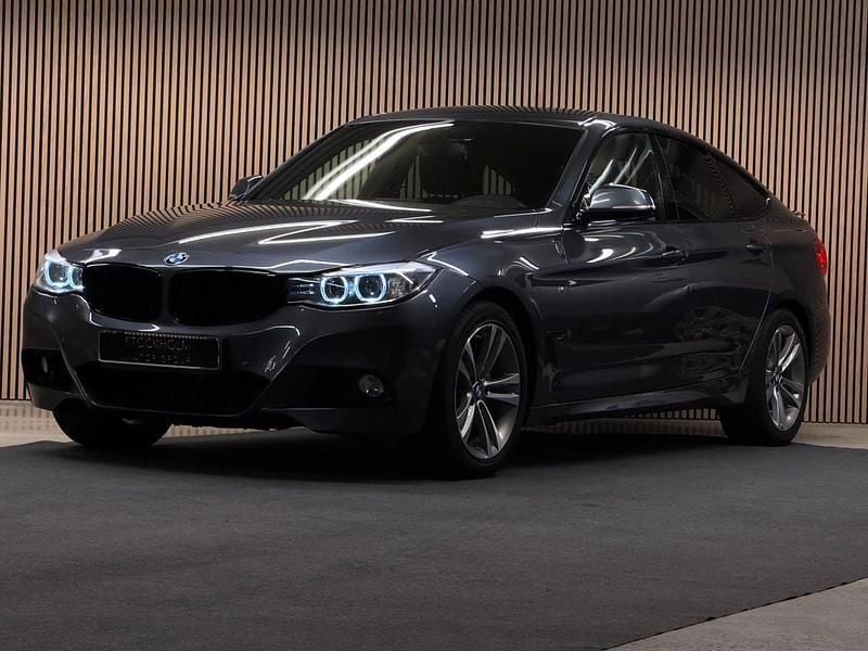 Begagnad BMW 330 Gran Turismo M Sport 259 HK (190 kW) 2014 Grå Halvkombi