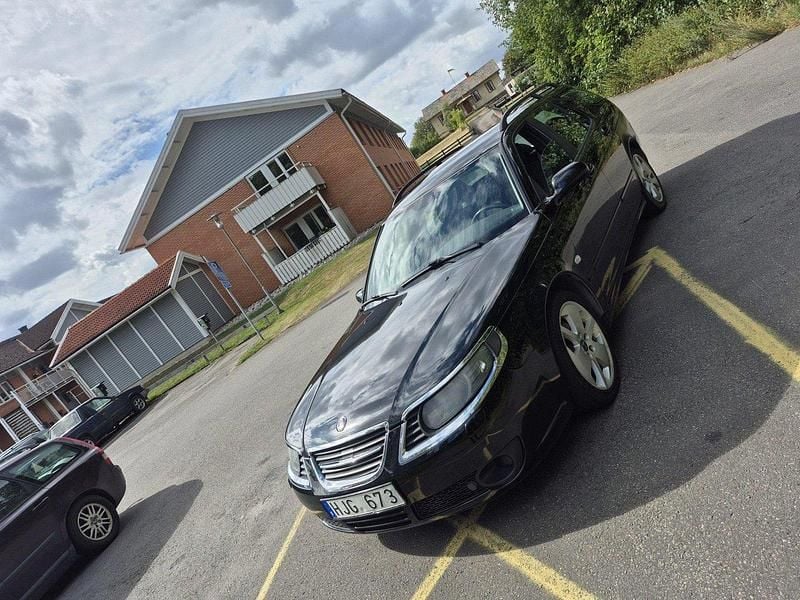 Svart Begagnad 2008 Saab 9-5 Kombi | 9 500 kr (Superpris) - Bild 1/4
