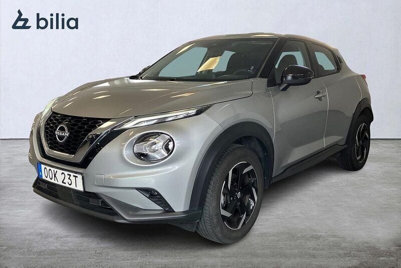 Silver Begagnad 2023 Nissan Juke Acenta SUV | 219 900 kr (Marknadspris) - Bild 1/3