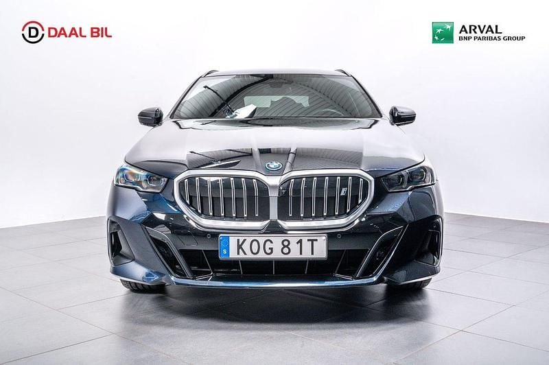 Begagnad BMW i5 M Sport 250 kW (340 HK) 2024 Svart Sedan