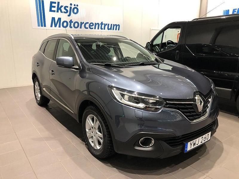 Grå metallic Begagnad 2017 Renault Kadjar LIMITED SUV | 149 900 kr (Lite dyr) - Bild 1/4