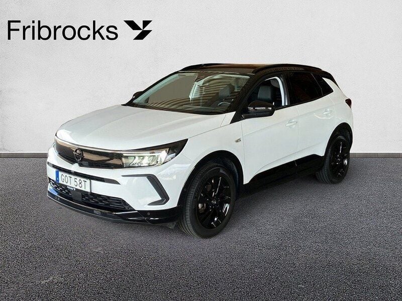 Vit Begagnad 2022 Opel Grandland X GS Line SUV | 239 800 kr (Bra pris) - Bild 1/4