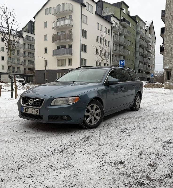 Begagnad 2012 Volvo V70 Momentum Kombi | 74 900 kr (Bra pris) - Bild 1/4