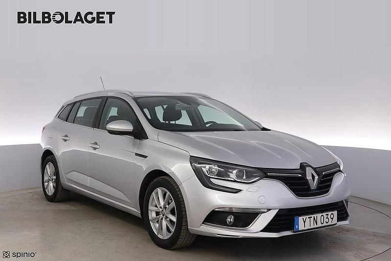 Begagnad Renault Mégane GrandTour Zen 140 HK (102 kW) 2018 Silver Kombi