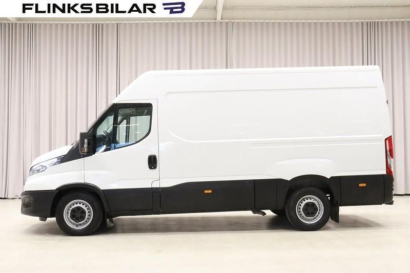 Begagnad Iveco Daily 136 HK (100 kW) 2020 Vit Van
