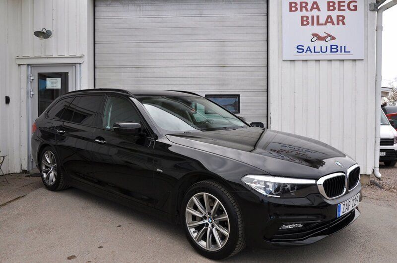 Svart Begagnad 2017 BMW 530 Sport Line Kombi | 275 000 kr (Marknadspris) - Bild 1/4