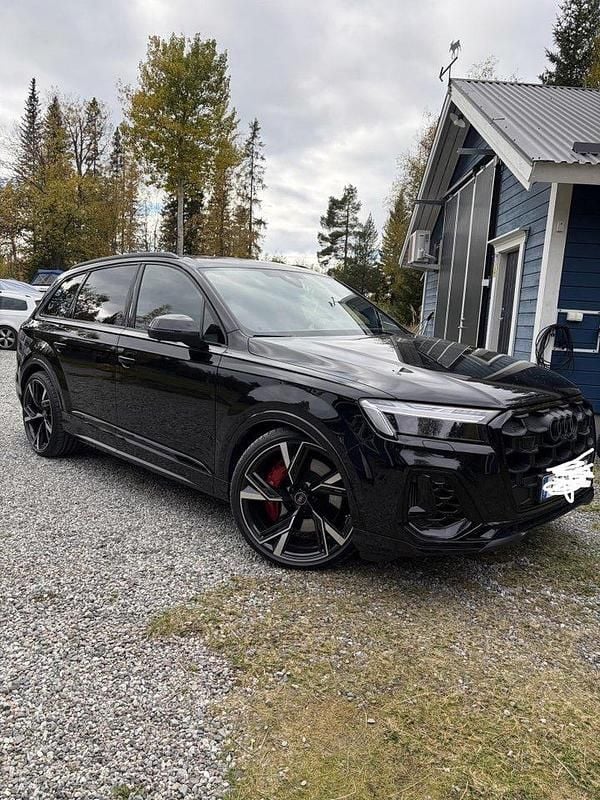Svart Begagnad 2024 Audi SQ7 Advanced Plus SUV | 1 199 900 kr (Lite dyr) - Bild 1/4