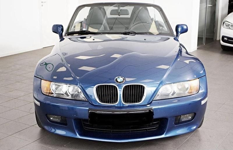 Blå Begagnad 2001 BMW Z3 Cab | 127 900 kr - Bild 1/4