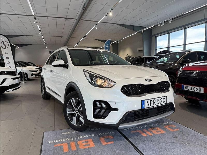 Vit Begagnad 2020 Kia Niro Advance SUV | 189 900 kr (Bra pris) - Bild 1/4