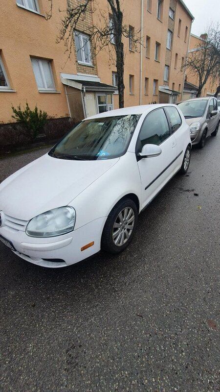 Vit Begagnad 2007 VW Golf V GTI Halvkombi | 50 000 kr - Bild 1/4
