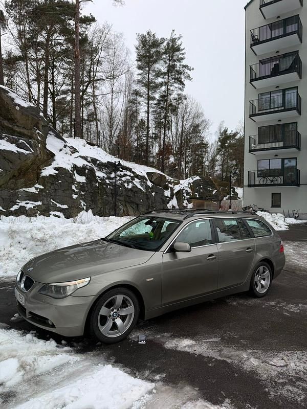 Begagnad BMW 535 272 HK (200 kW) 2005 Kombi