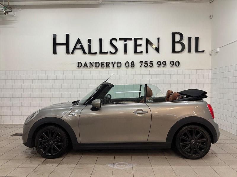 Grå Begagnad 2017 Mini Cooper S Cabriolet Chili Cab | 219 000 kr (Bra pris) - Bild 1/4