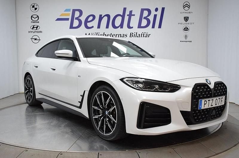 Mineralvit Begagnad 2022 BMW 430 Gran Coupé M Sport Sportkupé | 439 500 kr - Bild 1/3