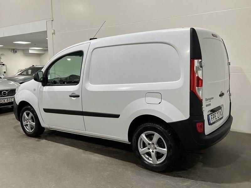 Begagnad Renault Kangoo 95 HK (69 kW) 2020 Vit Minibuss
