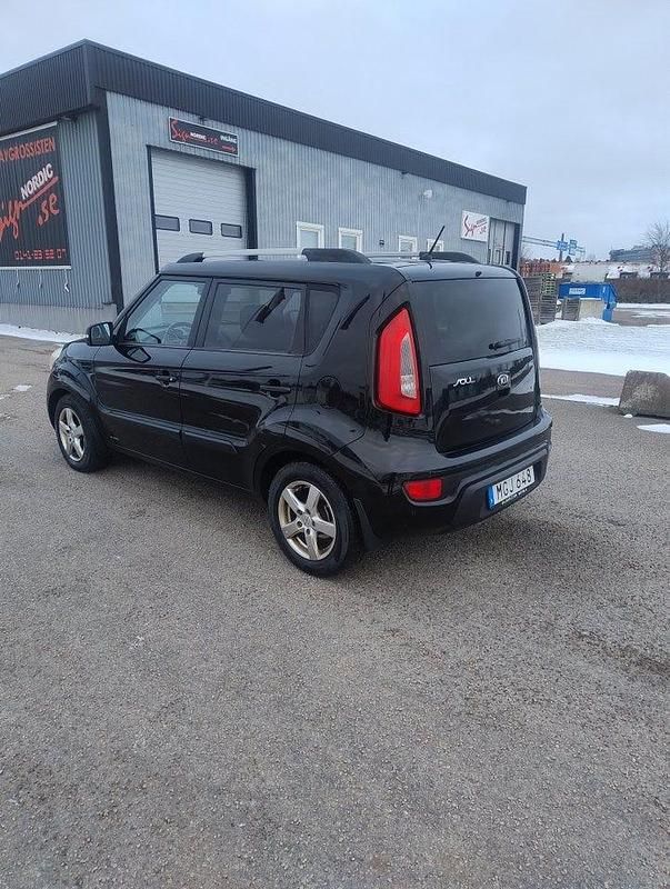 Begagnad Kia Soul 128 HK (94 kW) 2013 Svart SUV