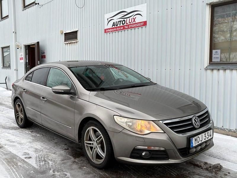 Begagnad VW Passat 170 HK (125 kW) 2012 Brun