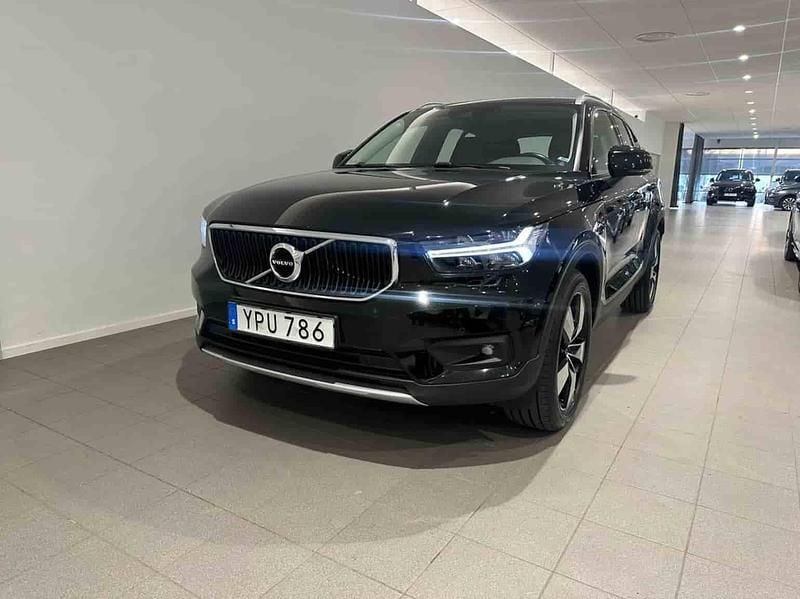 Svart Begagnad 2019 Volvo XC40 SUV | 279 500 kr - Bild 1/1