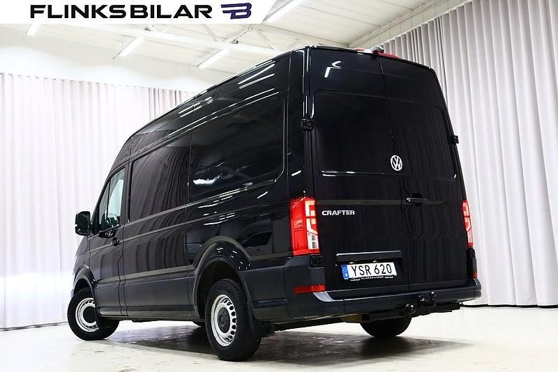 Begagnad VW Crafter 177 HK (130 kW) 2018 Deep black pärleffekt Van