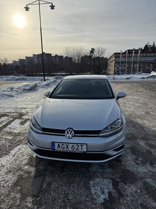 Begagnad VW Golf VII 116 HK (85 kW) 2019