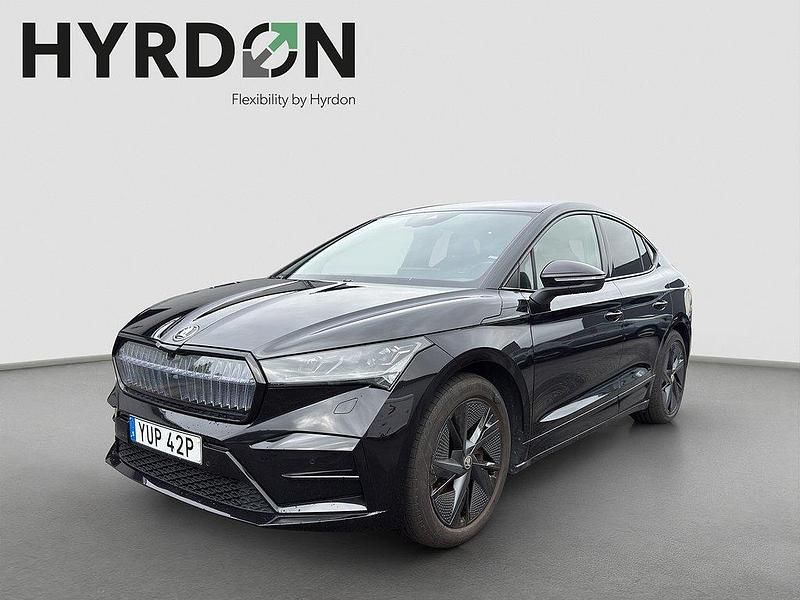 Svart Begagnad 2023 Skoda Enyaq iV Family SUV | 499 000 kr (Marknadspris) - Bild 1/4