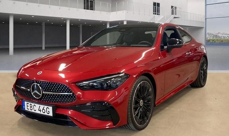 Röd Begagnad 2024 Mercedes CLE300 Premium Sportkupé | 639 000 kr - Bild 1/4