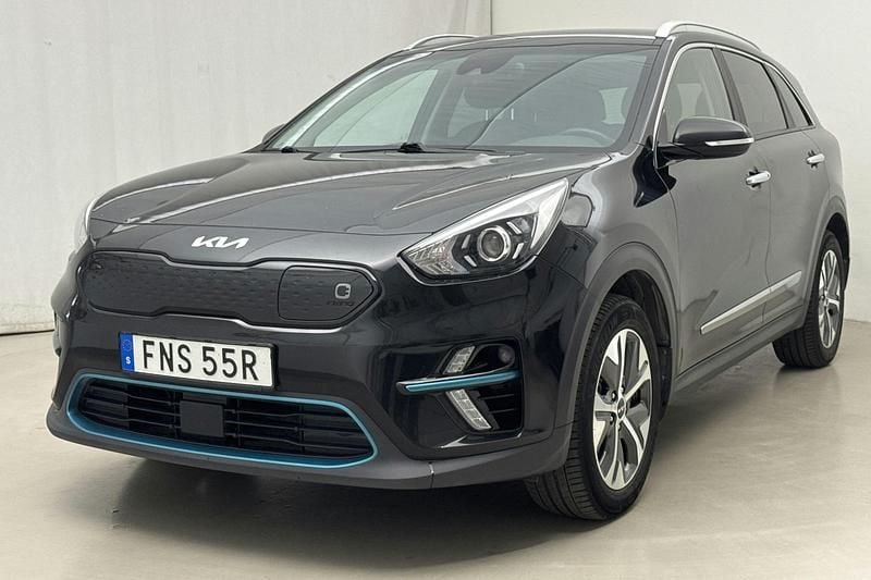 Svart Begagnad 2022 Kia e-Niro Advance SUV | 215 000 kr (Superpris) - Bild 1/4