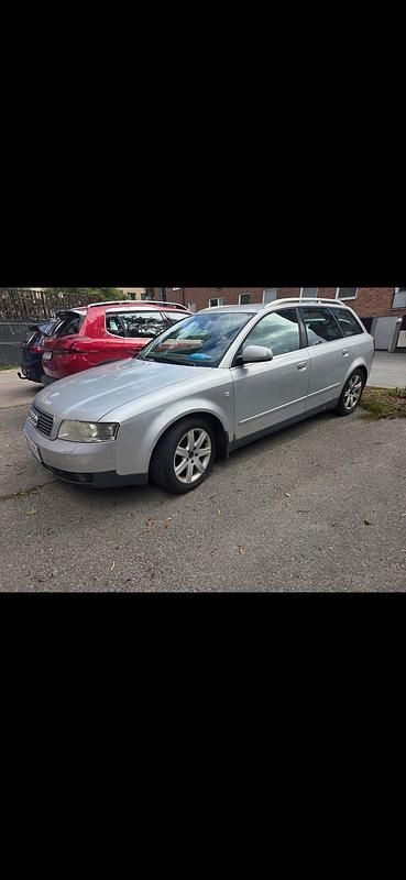 Begagnad 2003 Audi A4 Kombi | 6 000 kr (Marknadspris) - Bild 1/4