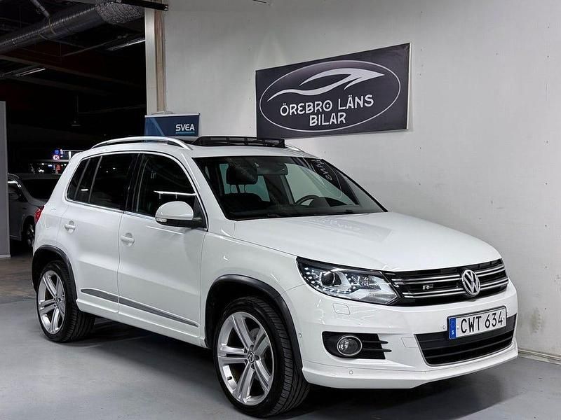 Begagnad VW Tiguan R-line 160 HK (117 kW) 2015 Vit SUV
