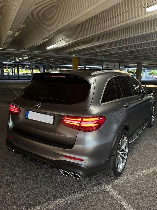 Begagnad Mercedes GLC63 AMG AMG 510 HK (375 kW) 2019 Amg designo selenitegray magno