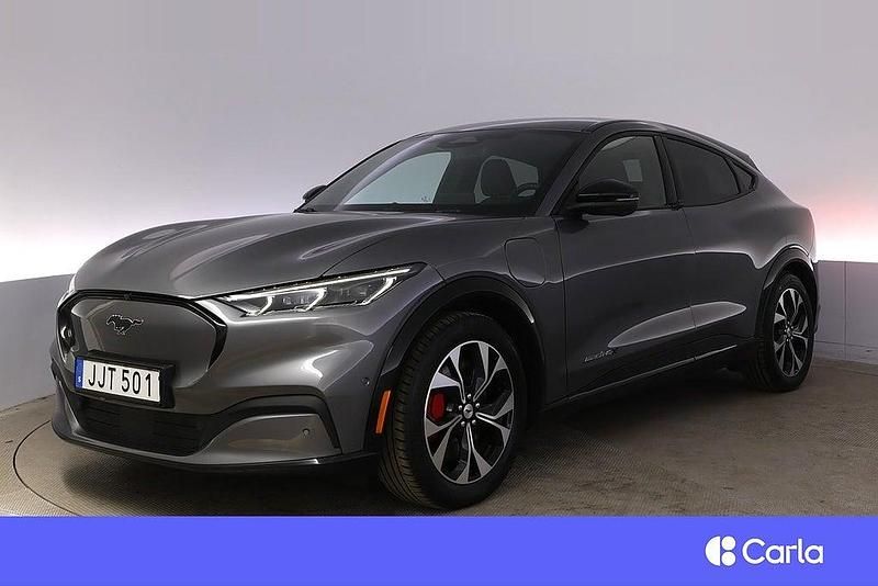 Grå Begagnad 2021 Ford Mustang Mach-E SUV | 318 900 kr (Bra pris) - Bild 1/4
