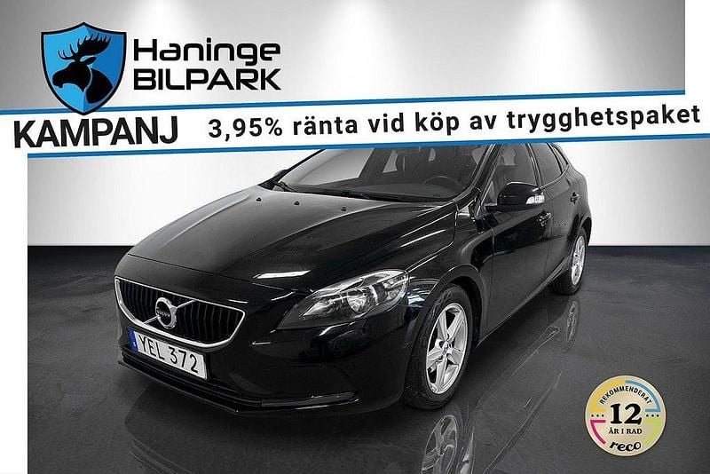 Svart Begagnad 2016 Volvo V40 Kinetic Kombi | 119 995 kr (Marknadspris) - Bild 1/2