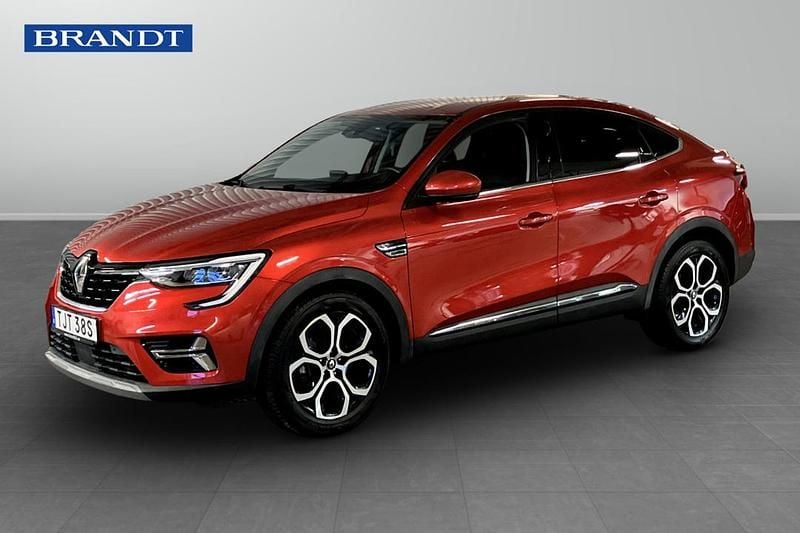 Röd Begagnad 2022 Renault Arkana Intens SUV | 239 900 kr (Marknadspris) - Bild 1/3