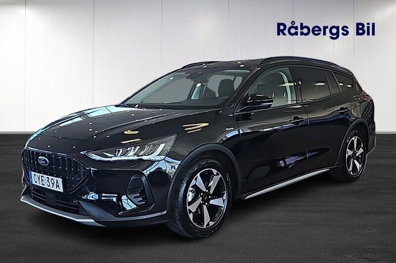 Svart Begagnad 2024 Ford Focus Active Kombi | 315 800 kr (Dyr) - Bild 1/4