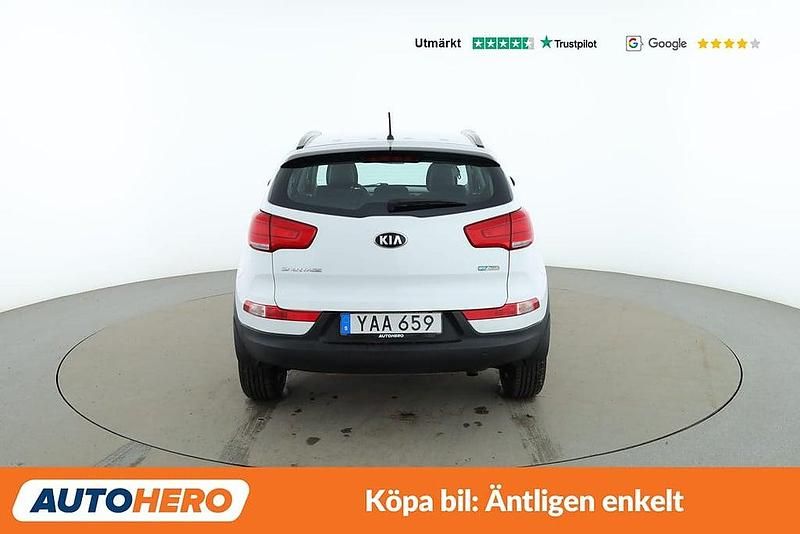 Begagnad Kia Sportage Attract 136 HK (100 kW) 2015 Vit SUV