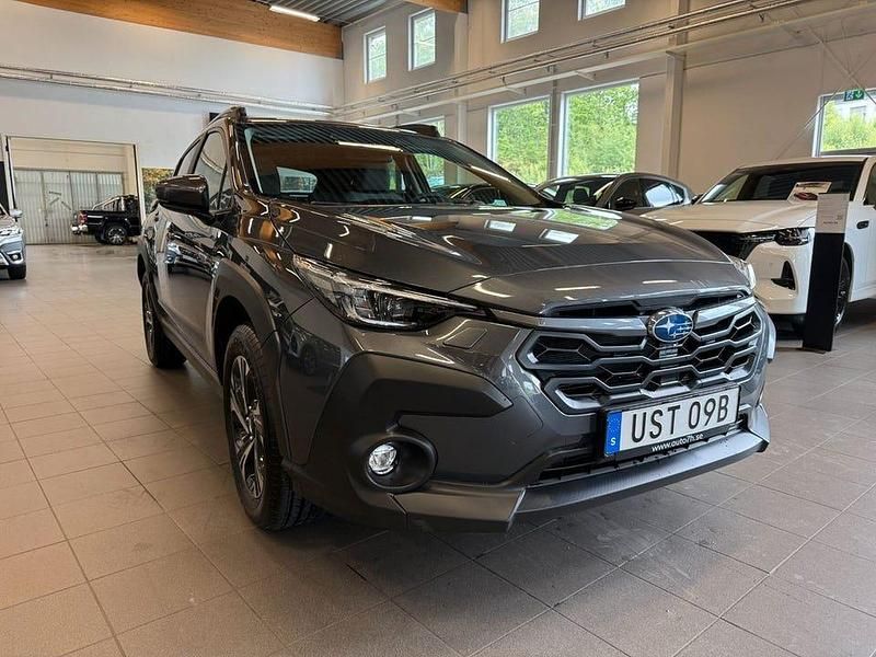 Begagnad Subaru Crosstrek 150 HK (110 kW) 2024 Grå SUV