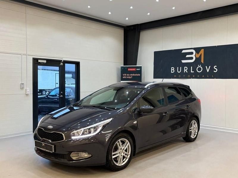 Begagnad Kia Ceed Sportswagon 90 HK (66 kW) 2013 Grå Kombi