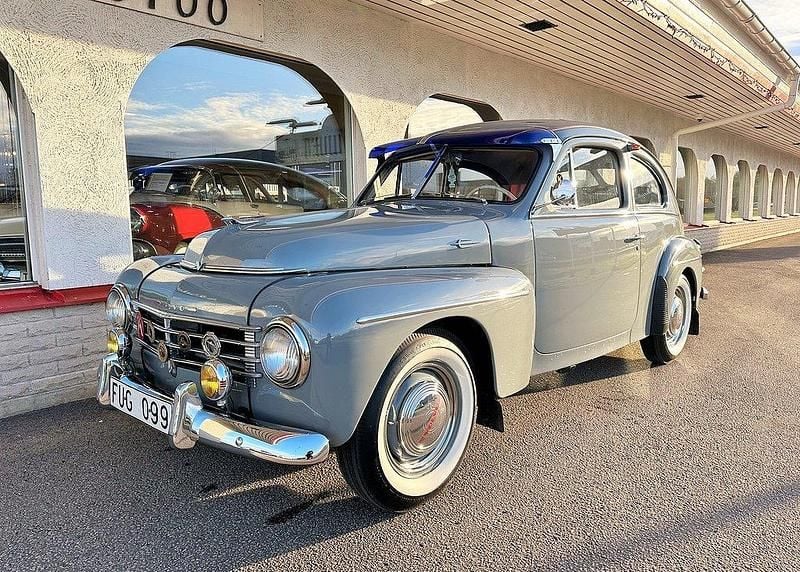 Grå Begagnad 1953 Volvo PV444 Sedan | 295 000 kr - Bild 1/4
