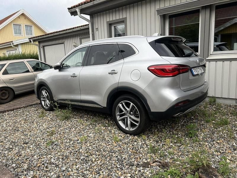 Grå Begagnad 2021 MG HS SUV | 215 000 kr - Bild 1/4