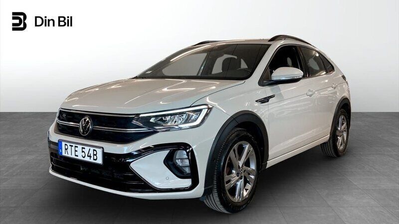 Ljusgrå (grå) Begagnad 2021 VW Taigo R-line SUV | 229 900 kr (Marknadspris) - Bild 1/4